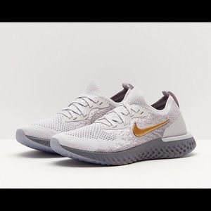 Like new Wmns Nike Epic React Flyknit Premium 'Vast Grey Gold'  8.5